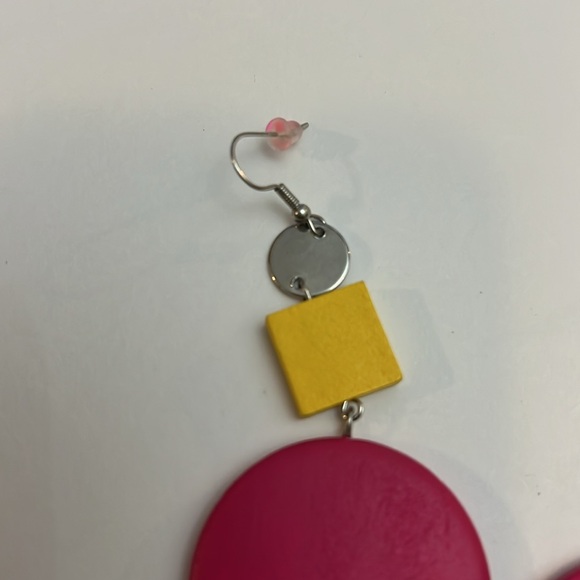 Earrings - Picture 4 of 7